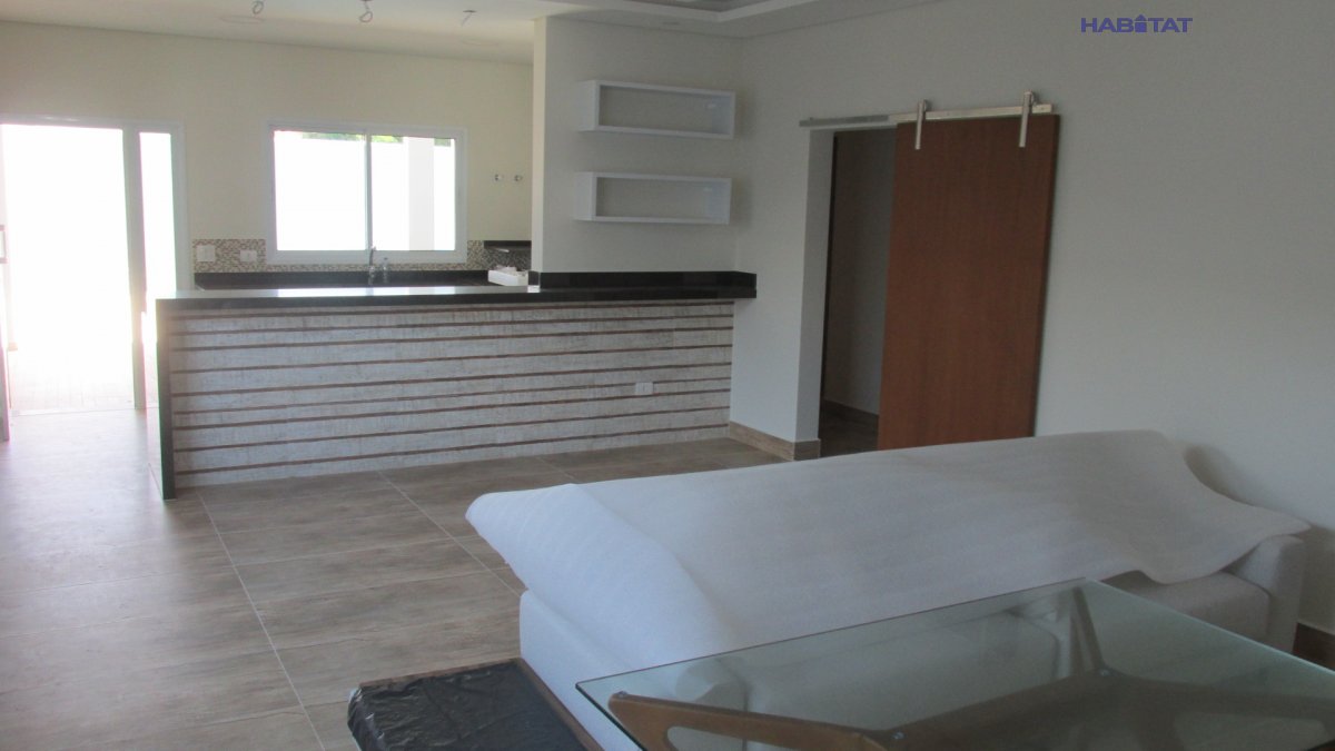 Casa à venda com 3 quartos, 259m² - Foto 2