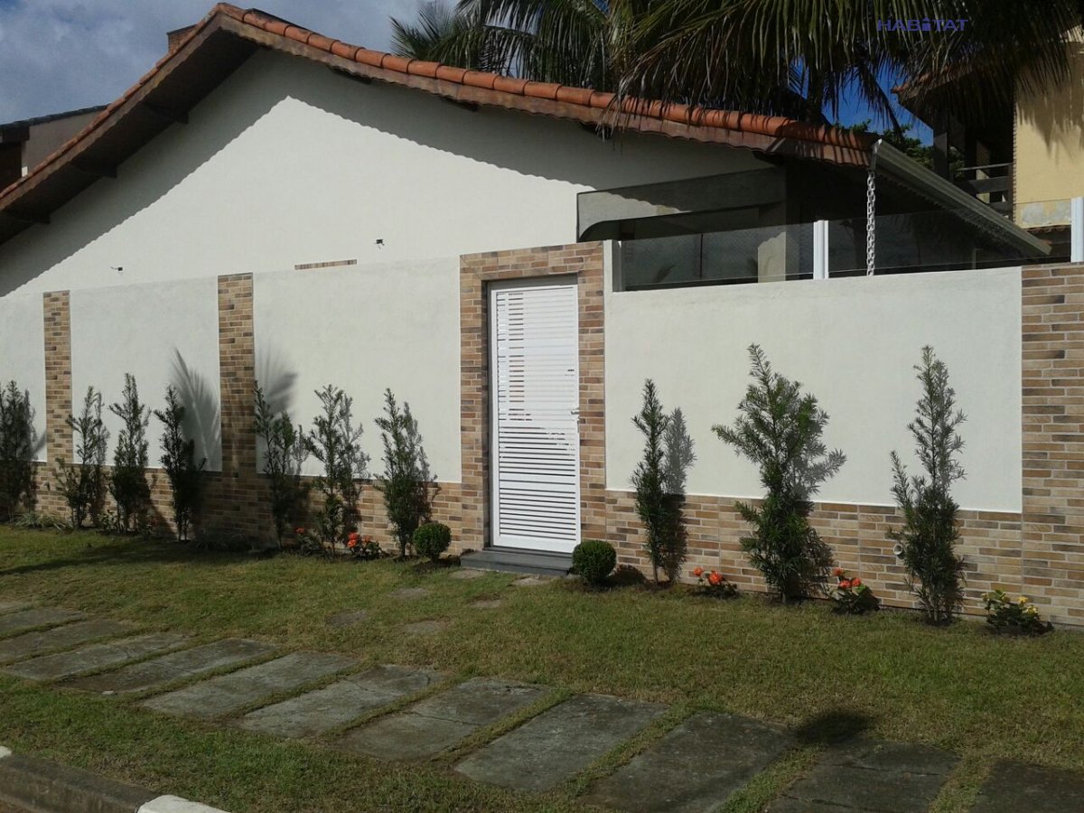 Casa à venda com 3 quartos, 150m² - Foto 1