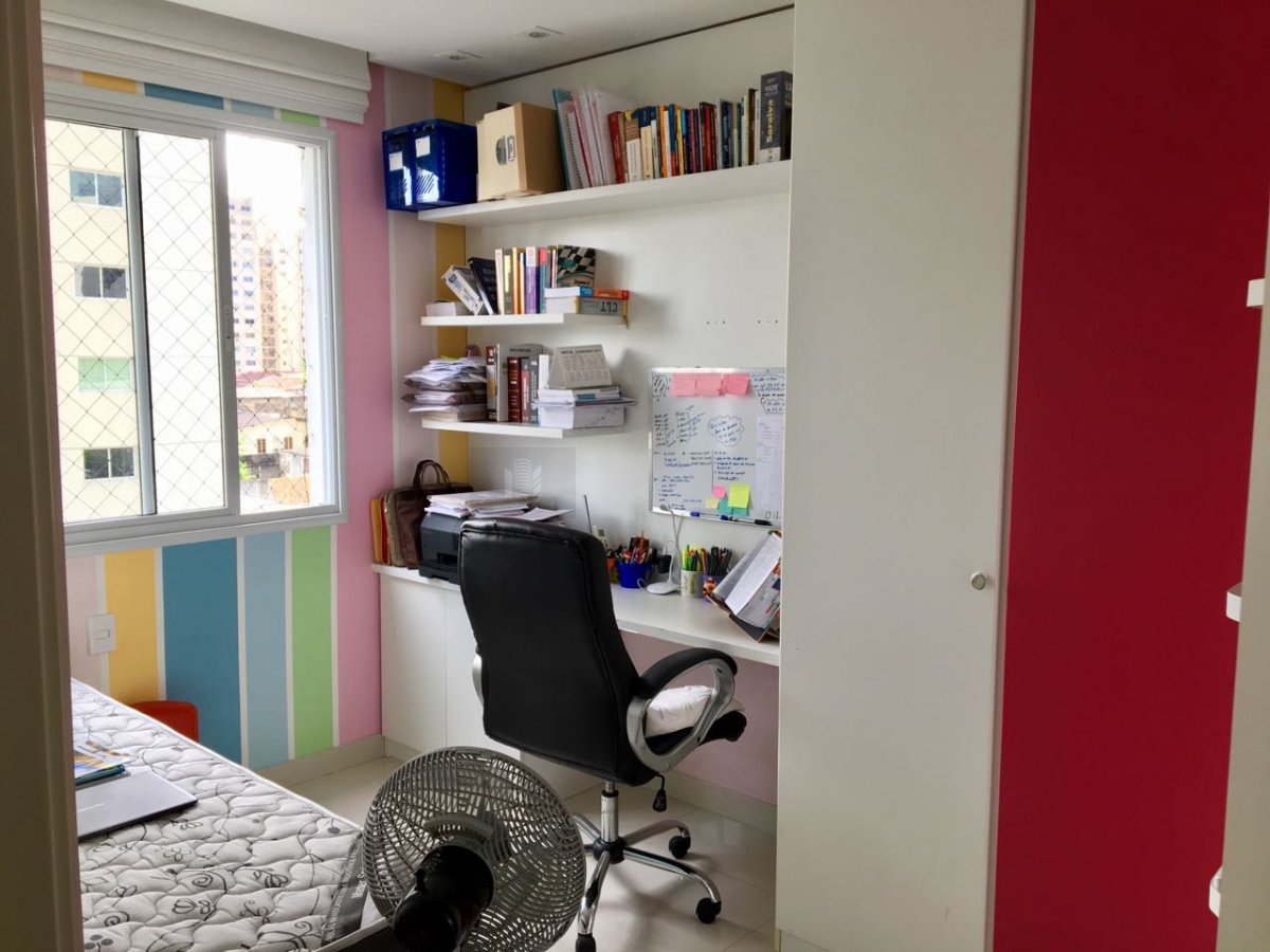 Apartamento à venda com 3 quartos, 88m² - Foto 4