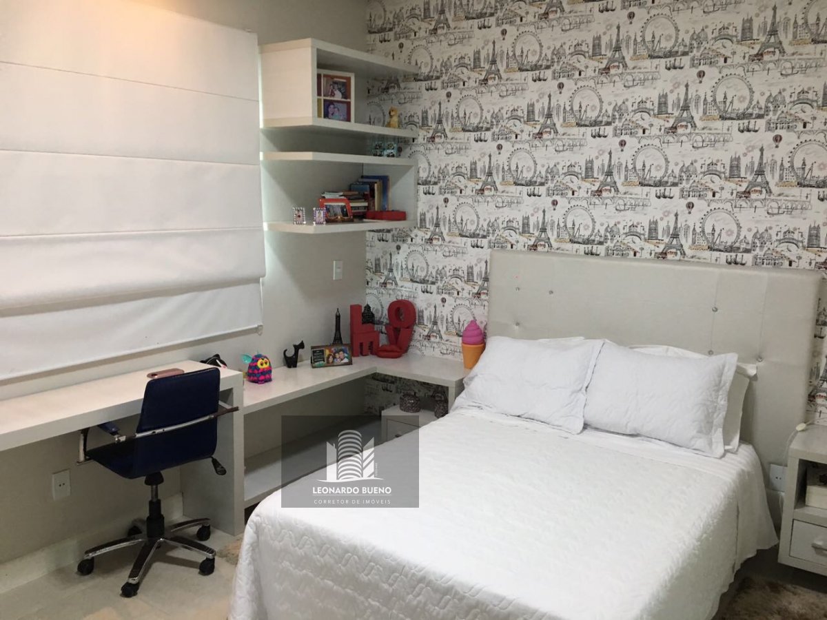 Casa à venda com 4 quartos, 350m² - Foto 12