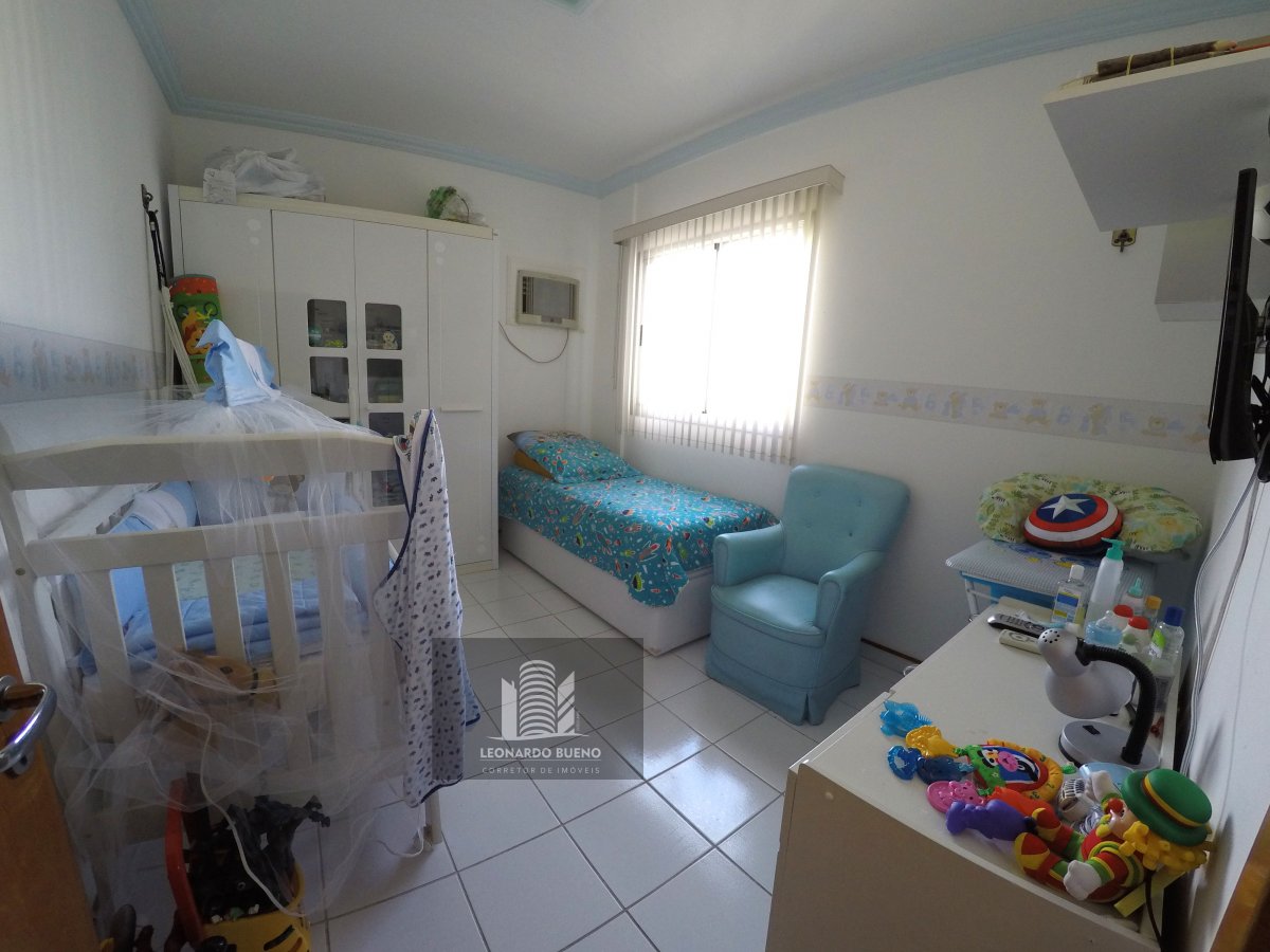 Apartamento à venda com 2 quartos, 67m² - Foto 5