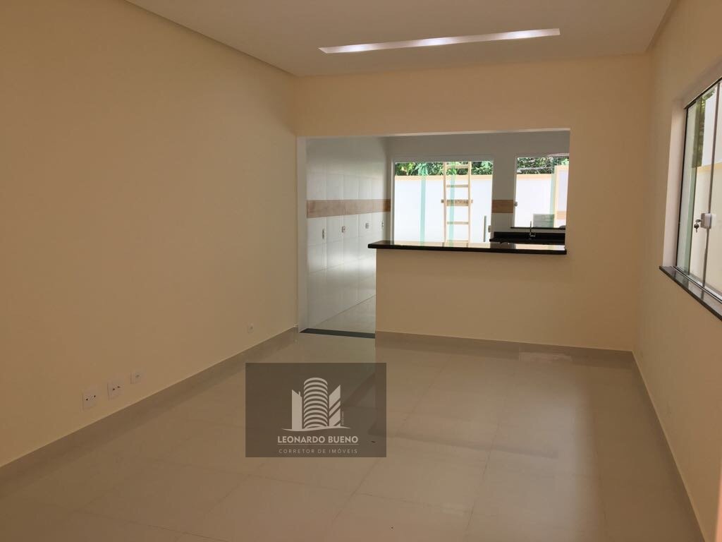 Casa à venda com 3 quartos, 180m² - Foto 3