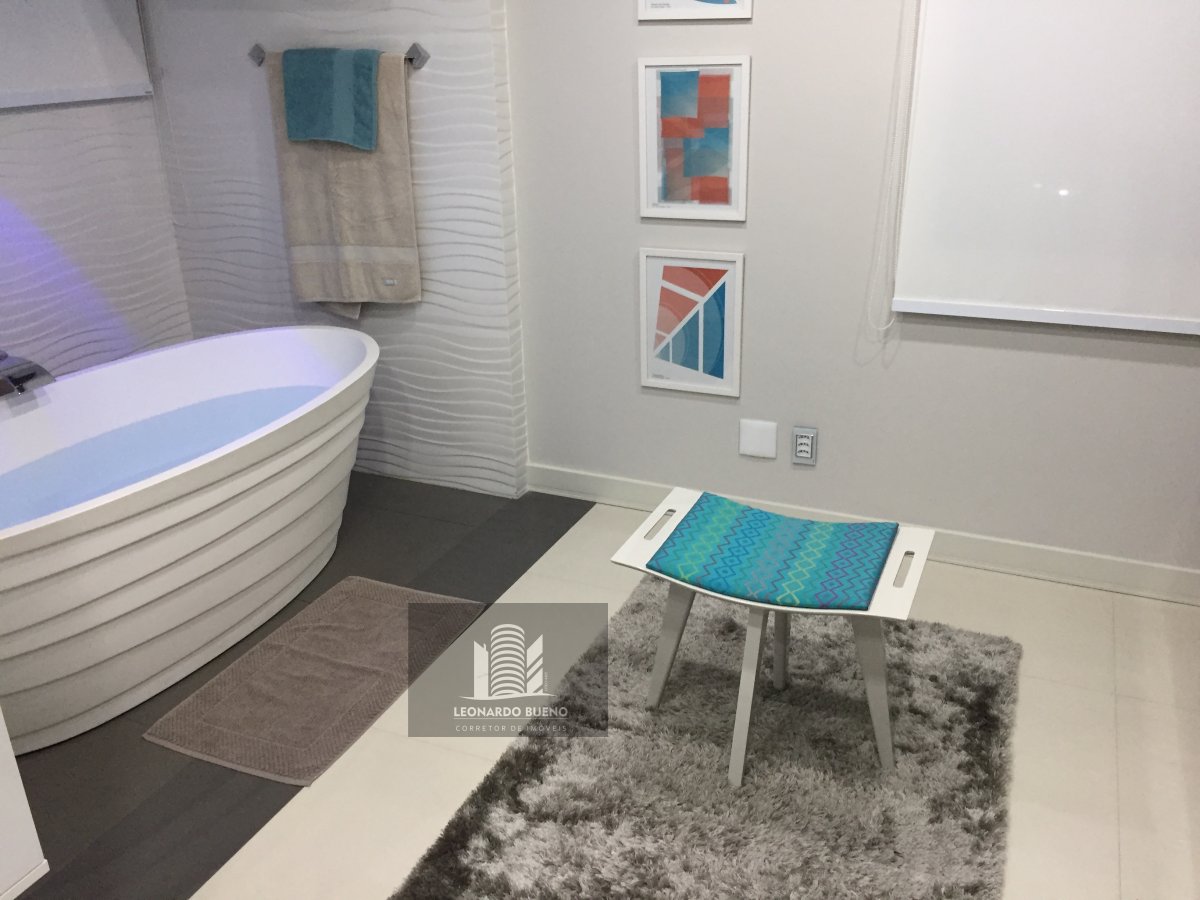 Apartamento à venda com 3 quartos, 200m² - Foto 17