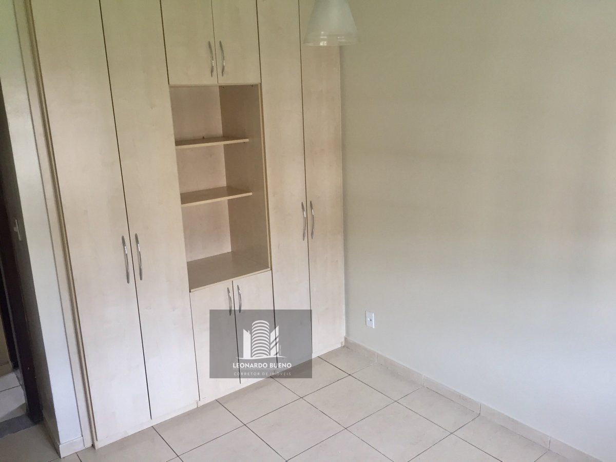 Apartamento à venda com 3 quartos, 96m² - Foto 4