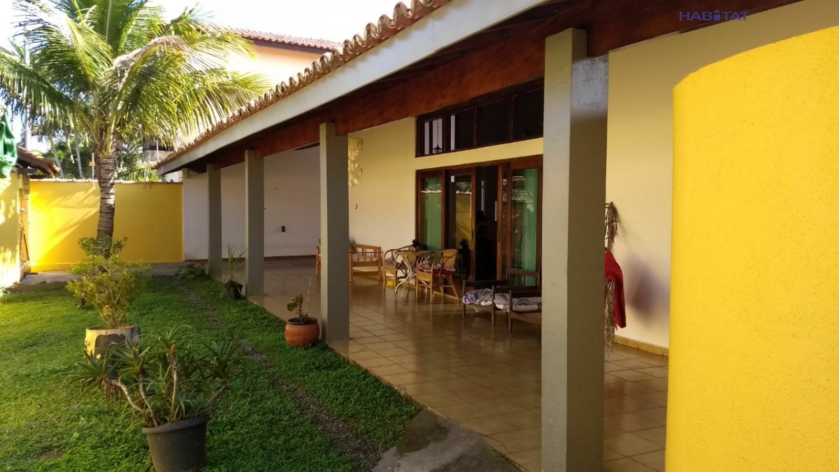 Casa à venda com 4 quartos, 350m² - Foto 1