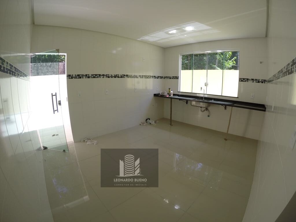 Casa à venda com 3 quartos, 275m² - Foto 3