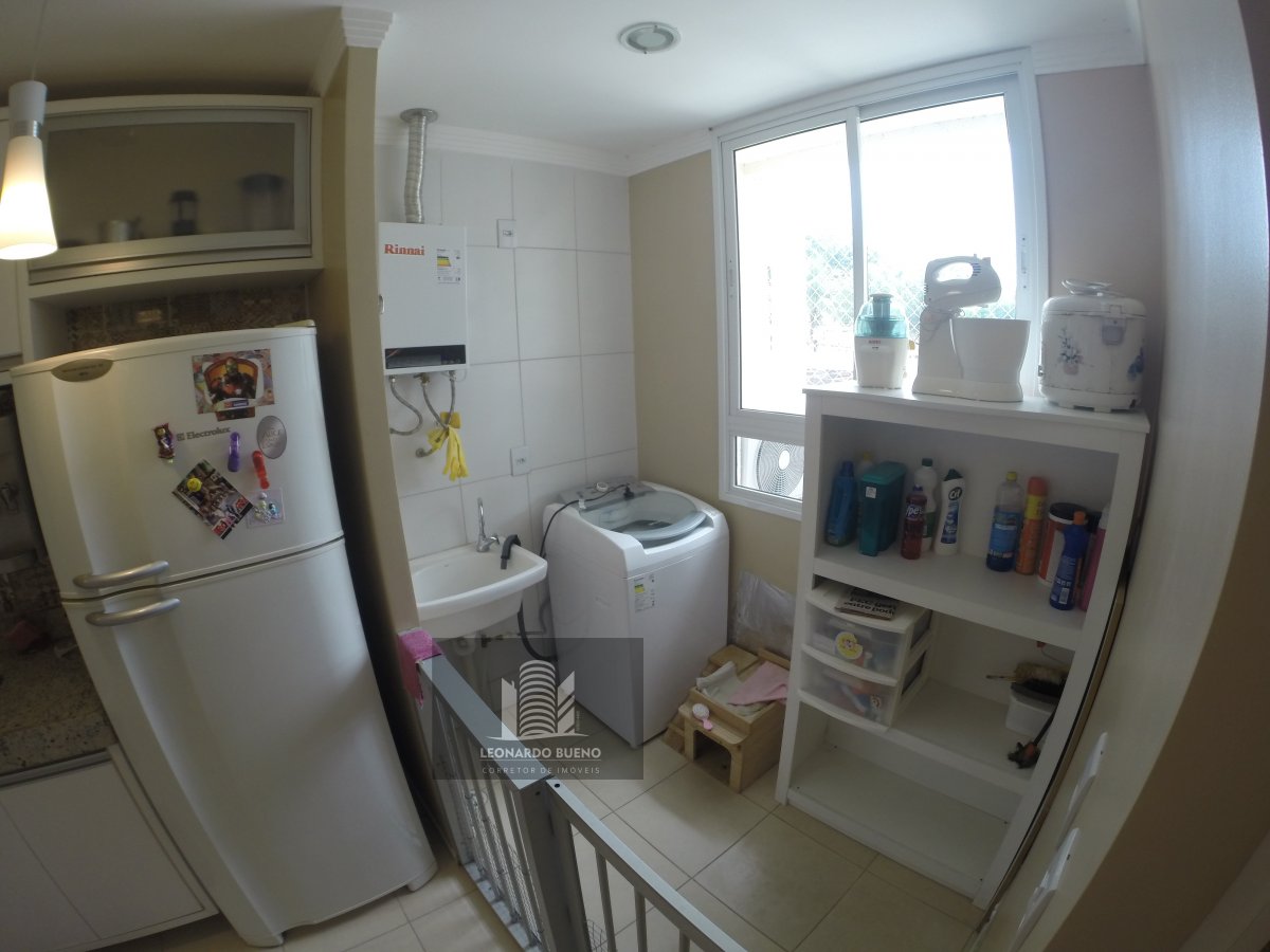 Apartamento à venda com 3 quartos, 74m² - Foto 3