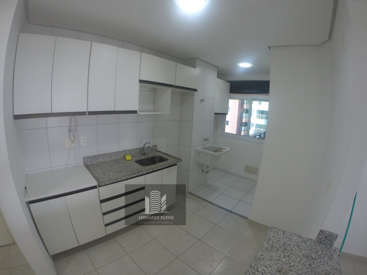 Apartamento para alugar com 3 quartos, 82m² - Foto 3