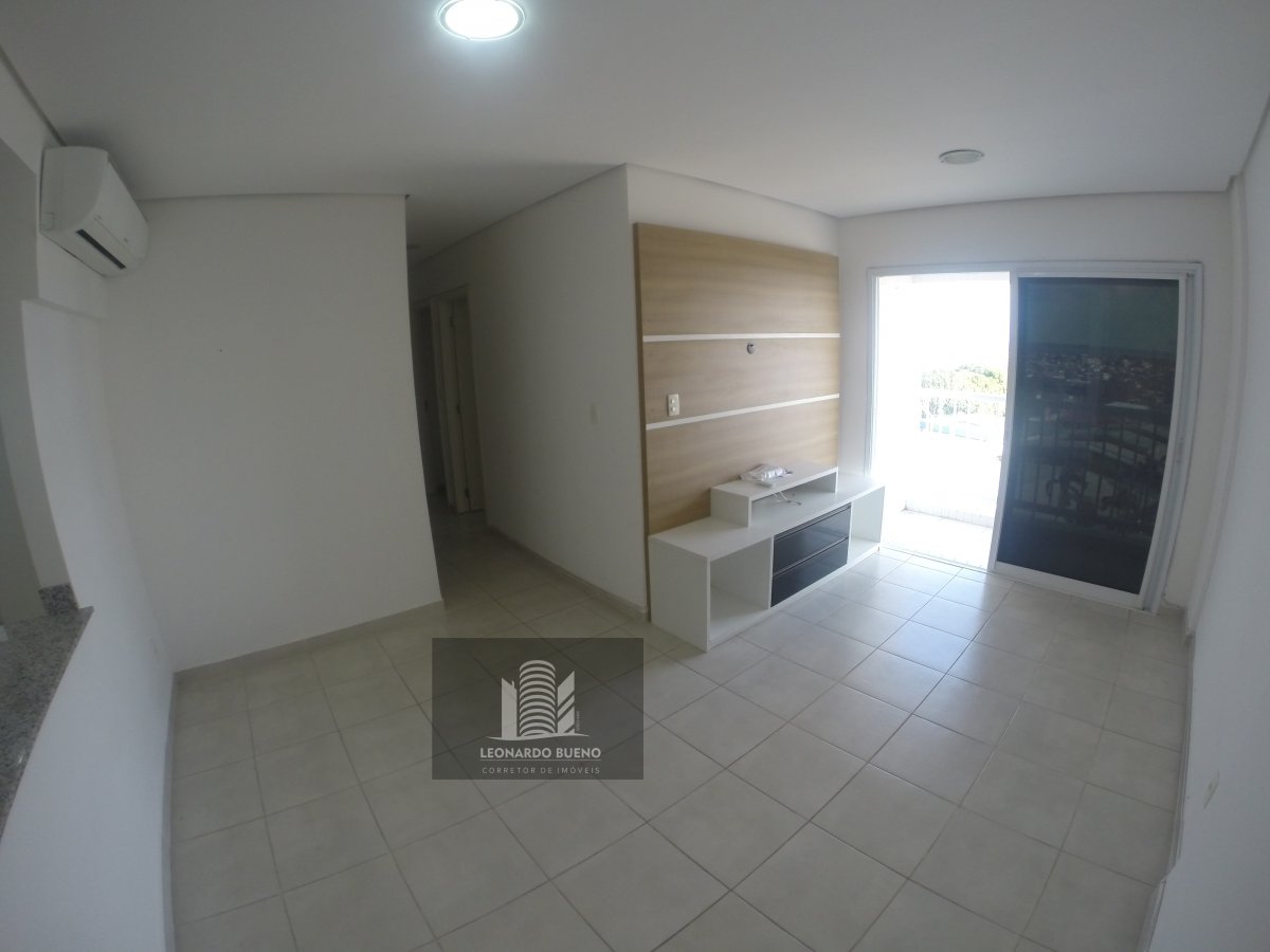 Apartamento para alugar com 3 quartos, 82m² - Foto 4