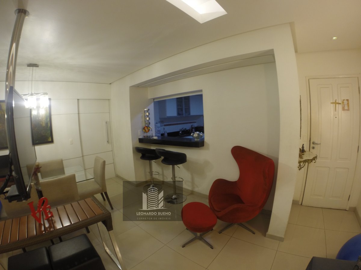 Apartamento à venda com 3 quartos, 112m² - Foto 2