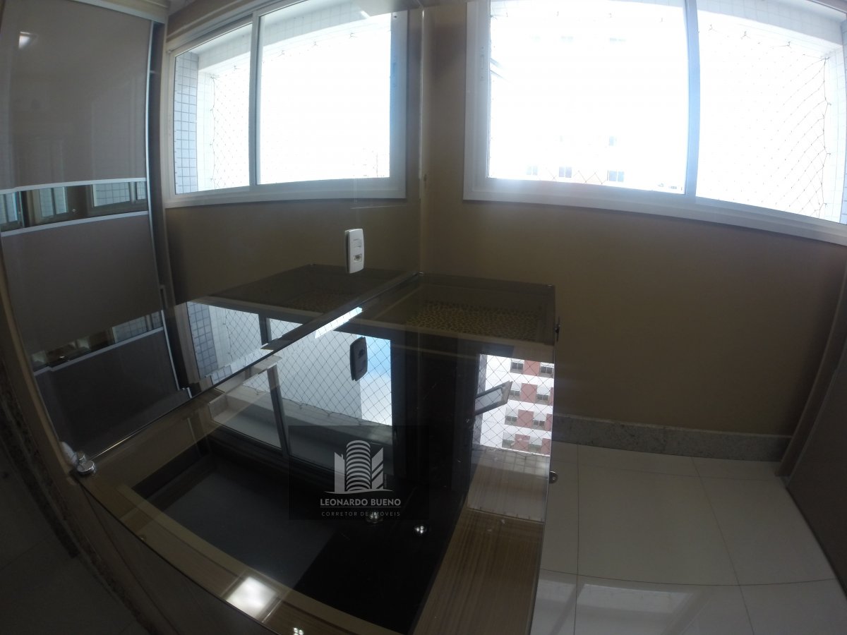 Apartamento para alugar com 3 quartos, 127m² - Foto 18