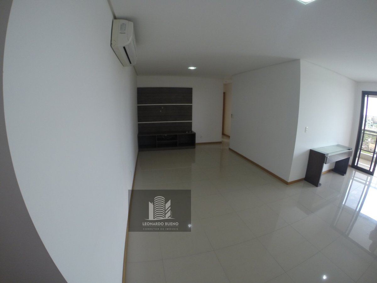 Apartamento para alugar com 3 quartos, 112m² - Foto 2