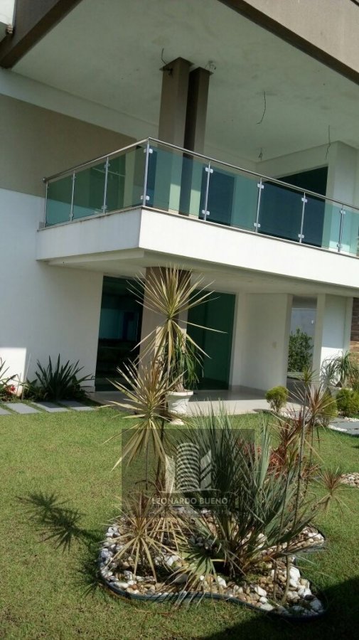 Casa à venda com 4 quartos, 400m² - Foto 4