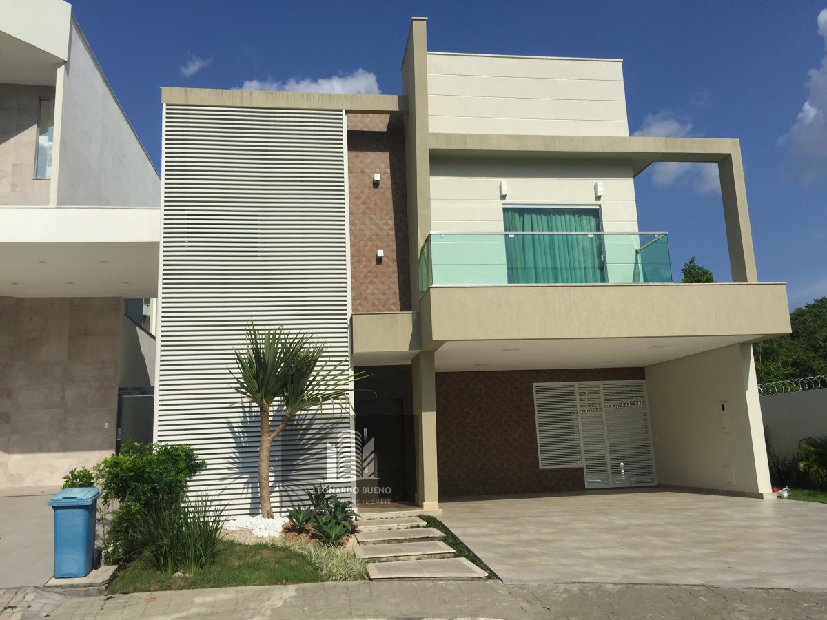 Casa à venda com 4 quartos, 341m² - Foto 2