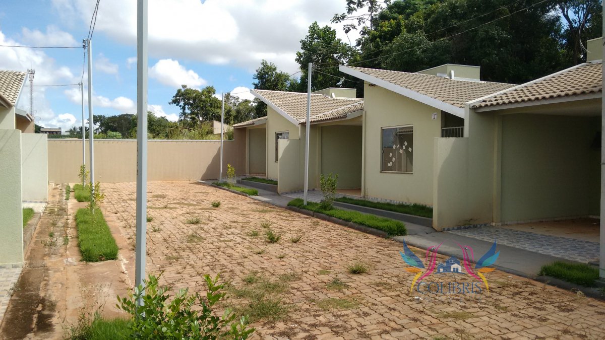 Casa em Condomínio para Venda em Conjunto Residencial