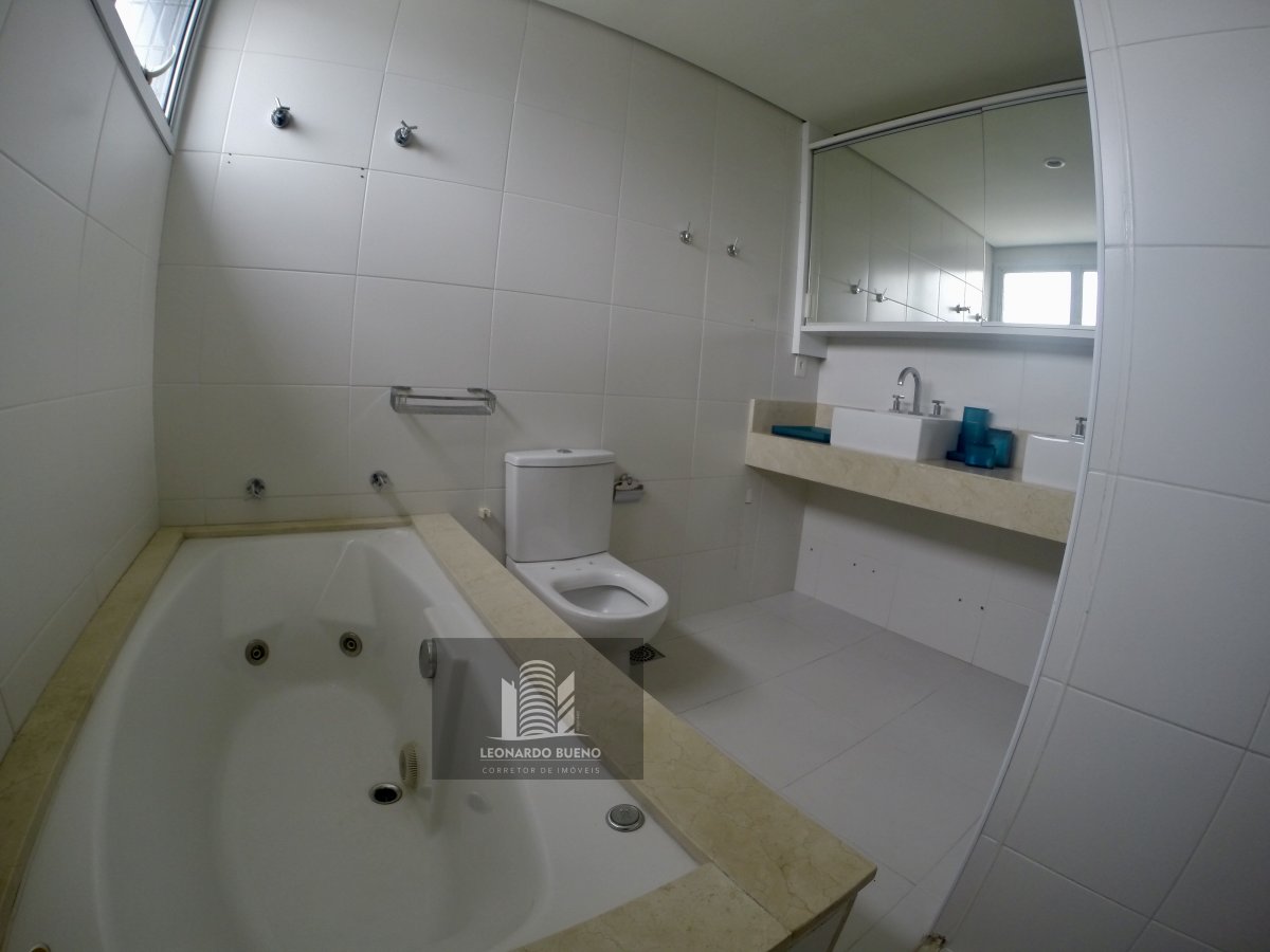 Apartamento para alugar com 3 quartos, 178m² - Foto 11