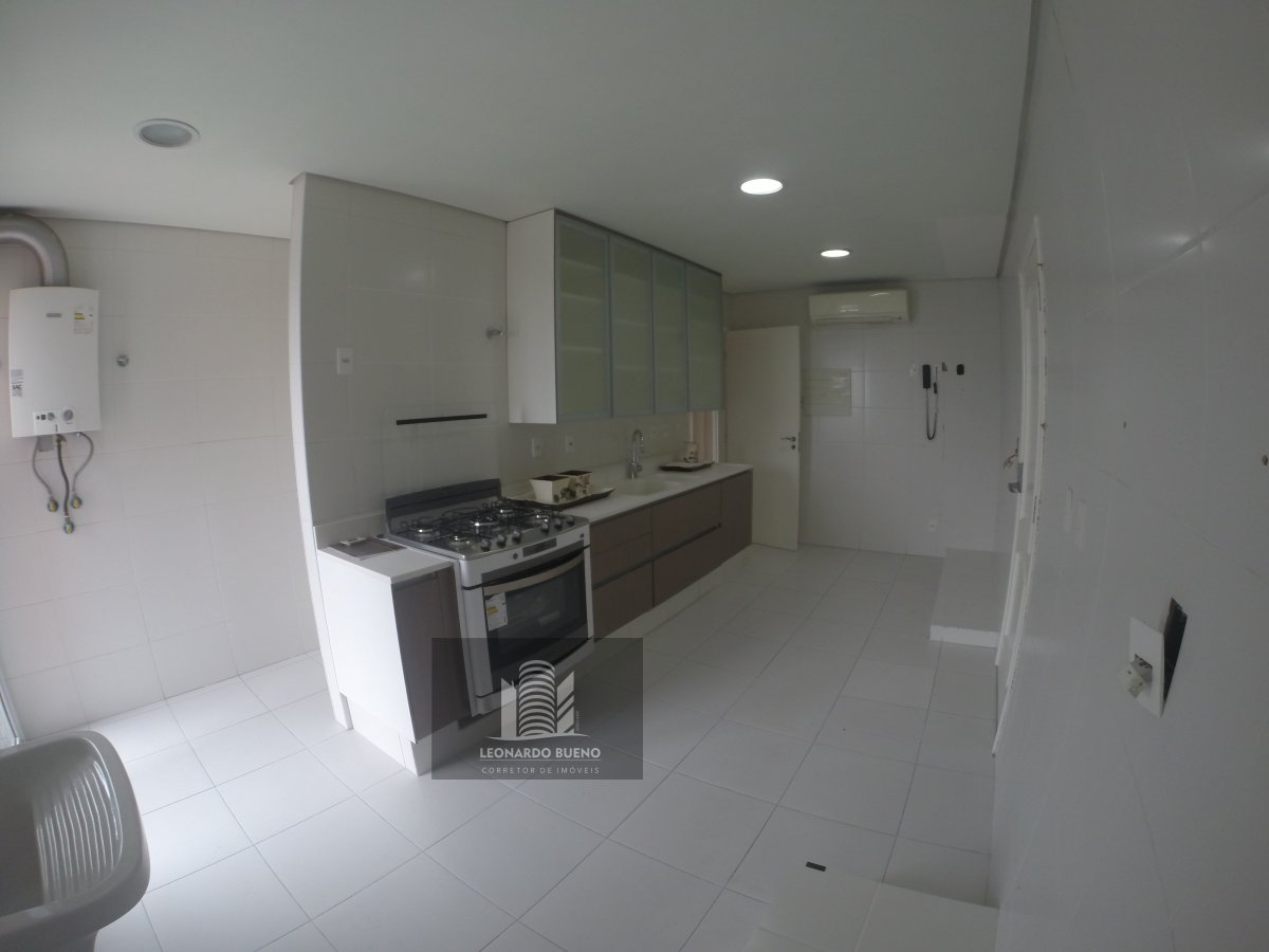 Apartamento para alugar com 3 quartos, 178m² - Foto 15