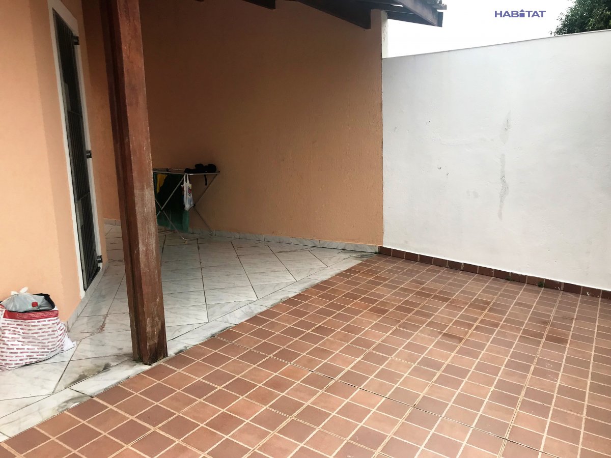 Casa à venda com 2 quartos, 126m² - Foto 4