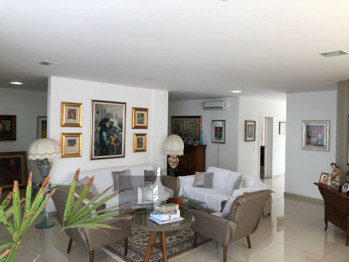 Casa à venda com 4 quartos, 432m² - Foto 4