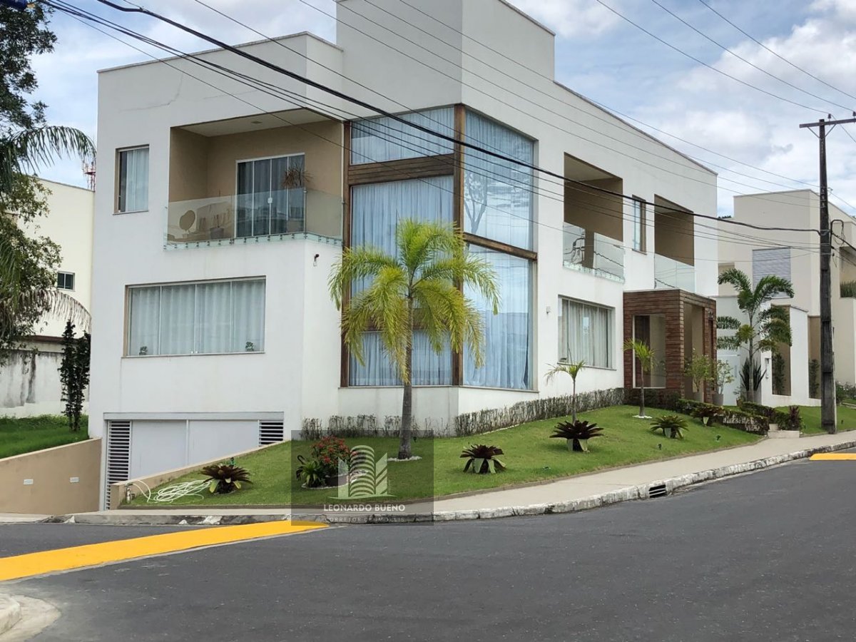 Casa à venda com 4 quartos, 432m² - Foto 2