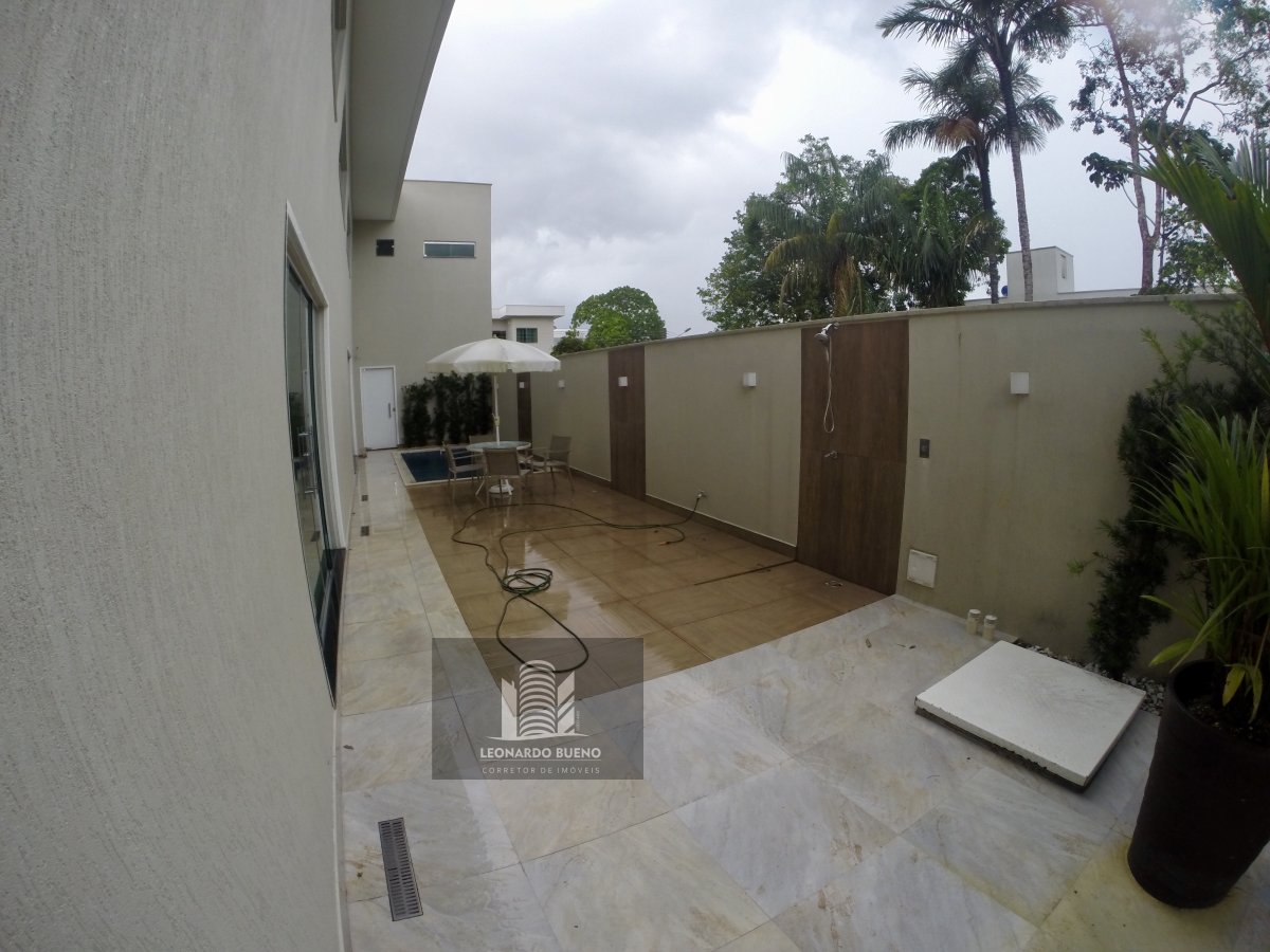 Casa à venda com 4 quartos, 360m² - Foto 15