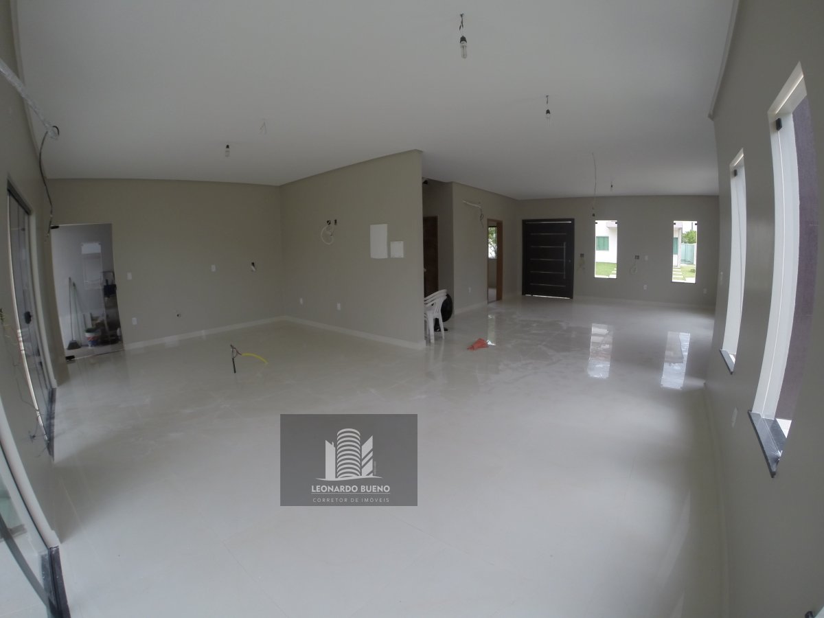 Casa à venda com 5 quartos, 280m² - Foto 4