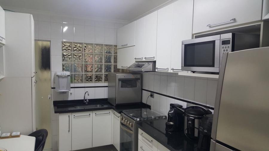 Apartamento à venda com 2 quartos, 70m² - Foto 6