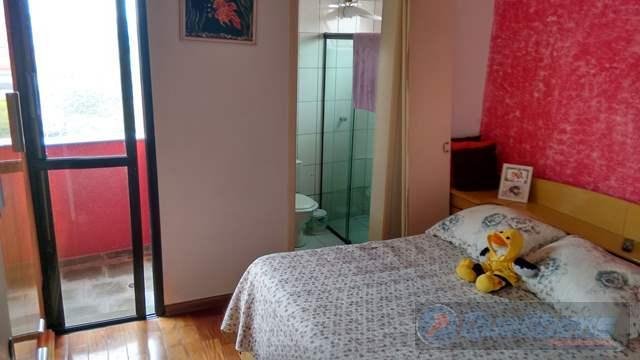 Apartamento à venda com 3 quartos, 85m² - Foto 4