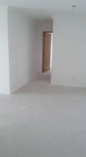 Apartamento à venda com 3 quartos, 83m² - Foto 2