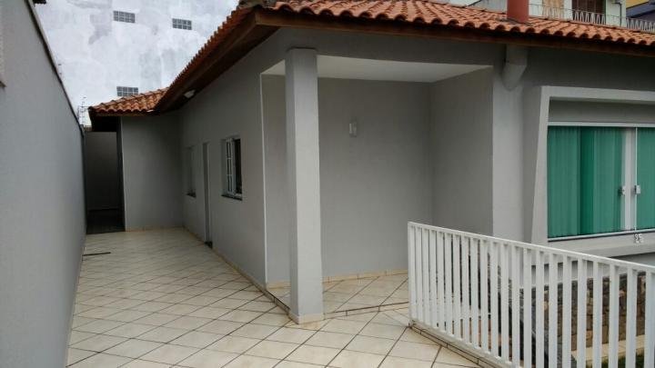 Casa à venda com 3 quartos, 159m² - Foto 6