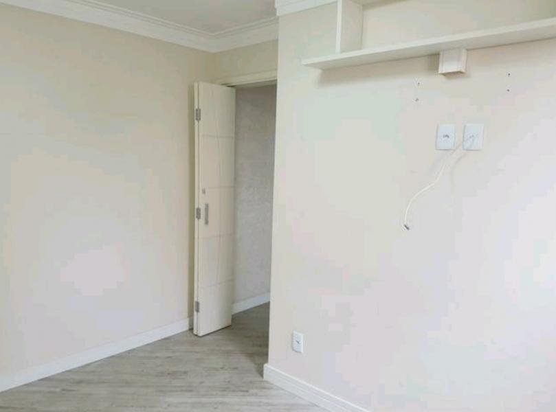 Apartamento à venda com 2 quartos, 47m² - Foto 3