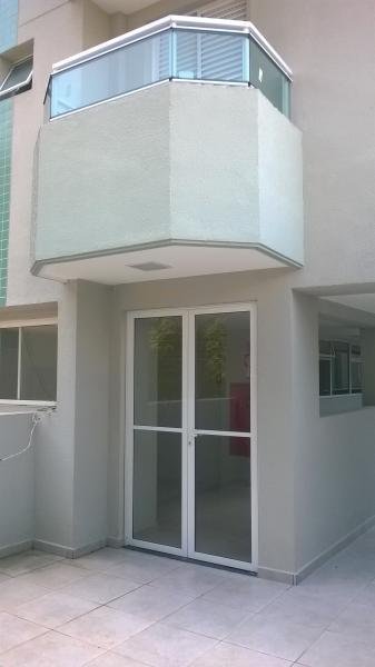 Apartamento à venda com 3 quartos, 147m² - Foto 10