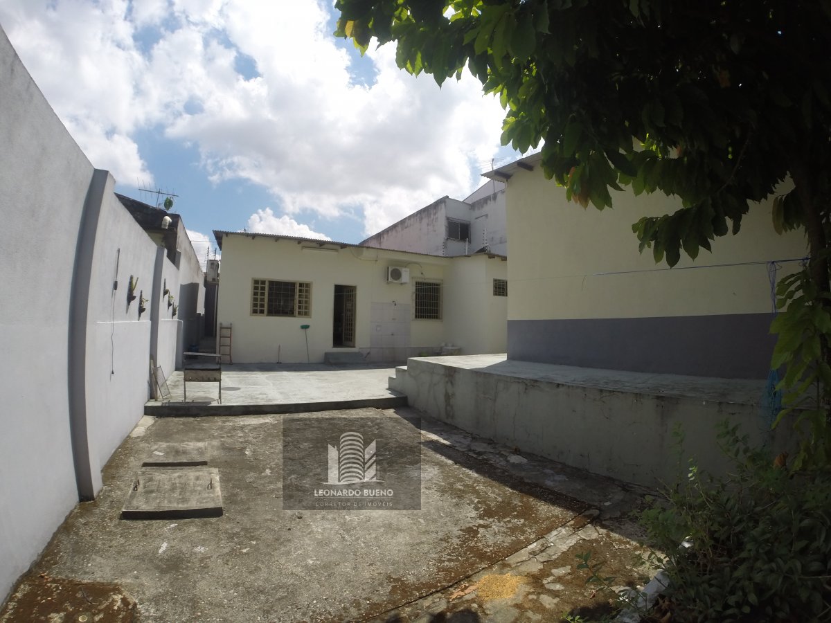 Casa à venda com 4 quartos, 400m² - Foto 10