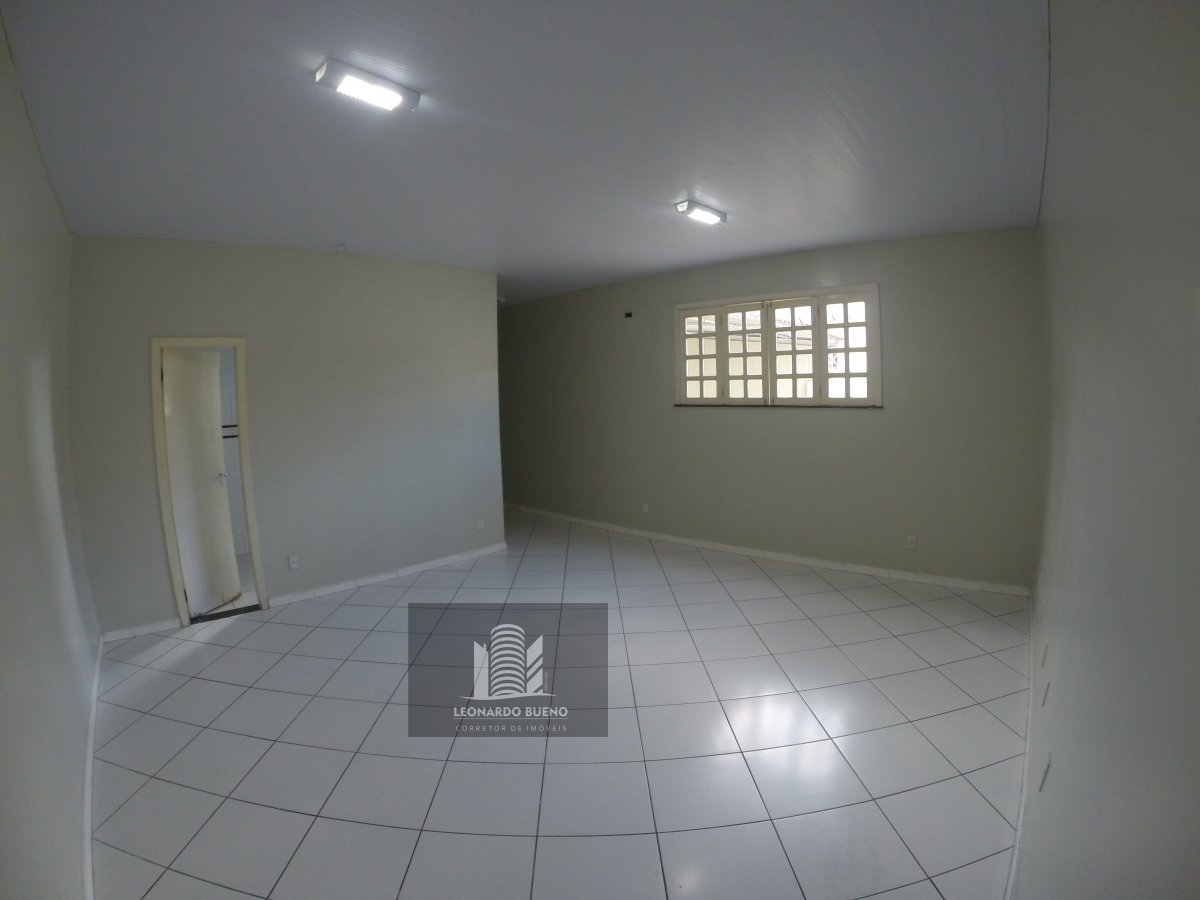 Casa para alugar com 4 quartos, 375m² - Foto 6