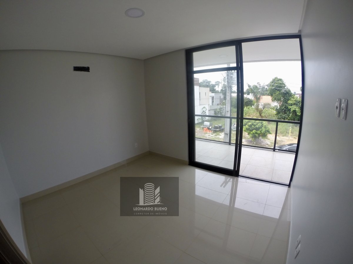 Casa à venda com 4 quartos, 290m² - Foto 5