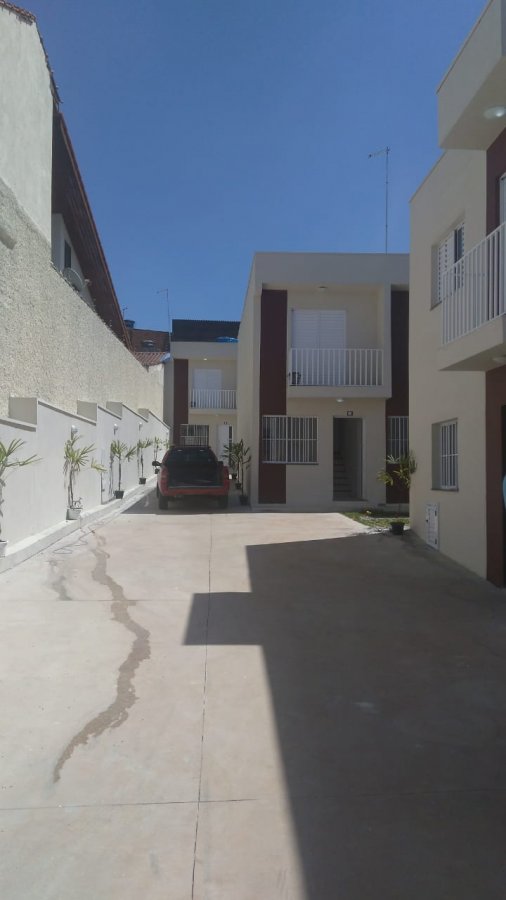 Sobrado à venda com 2 quartos, 60m² - Foto 2