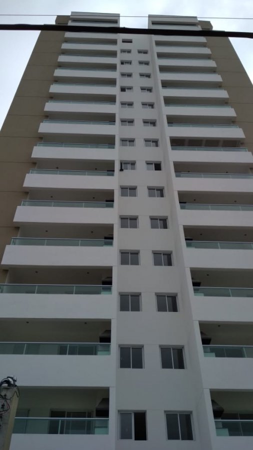 Apartamento à venda com 3 quartos, 77m² - Foto 1