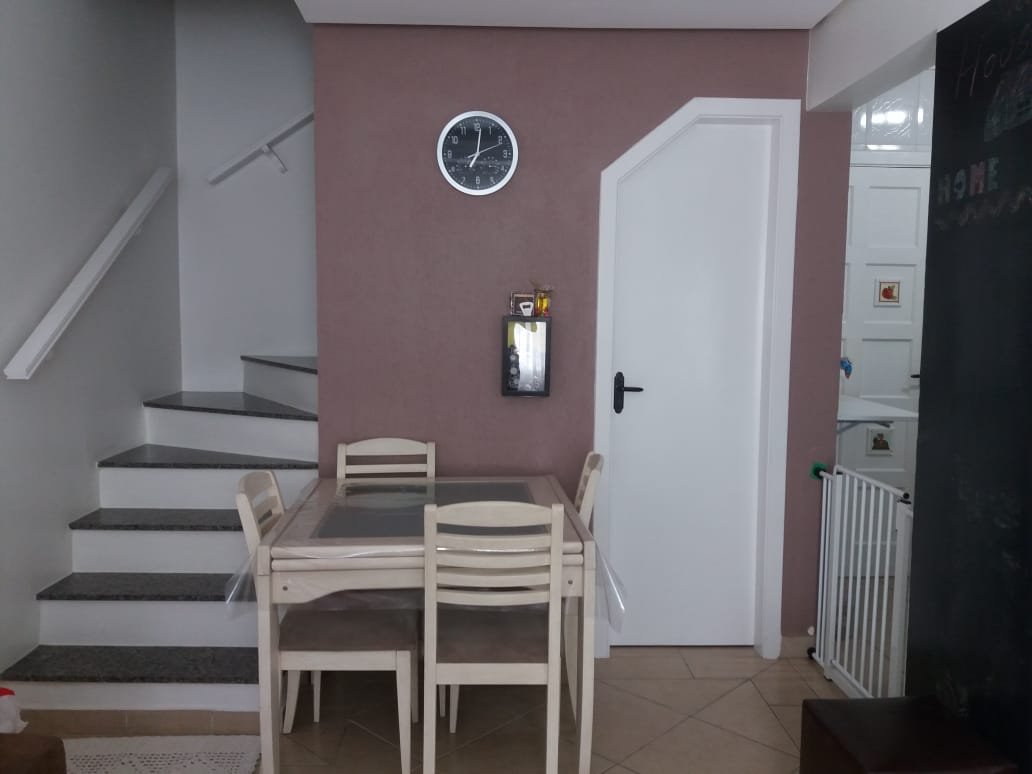 Sobrado à venda com 2 quartos, 60m² - Foto 4