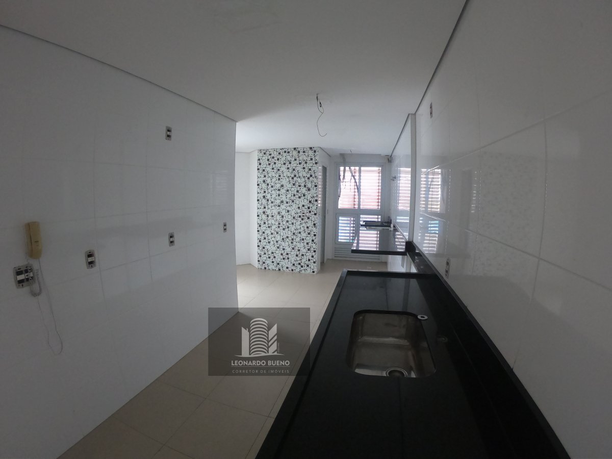 Apartamento à venda com 3 quartos, 152m² - Foto 13