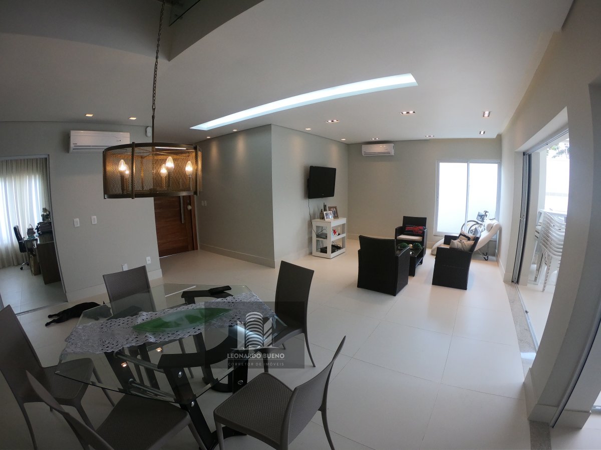 Casa à venda com 3 quartos, 300m² - Foto 16