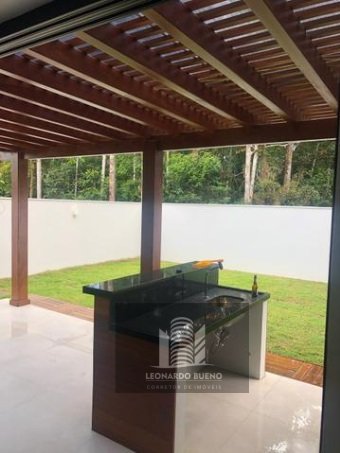 Casa de Condomínio à venda, 226m² - Foto 2