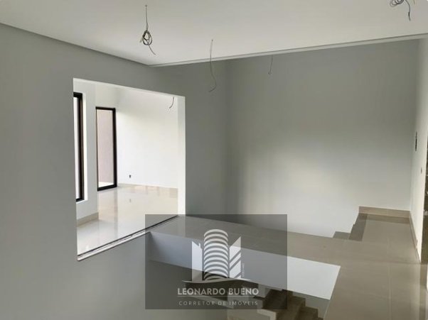 Casa de Condomínio à venda, 299m² - Foto 5