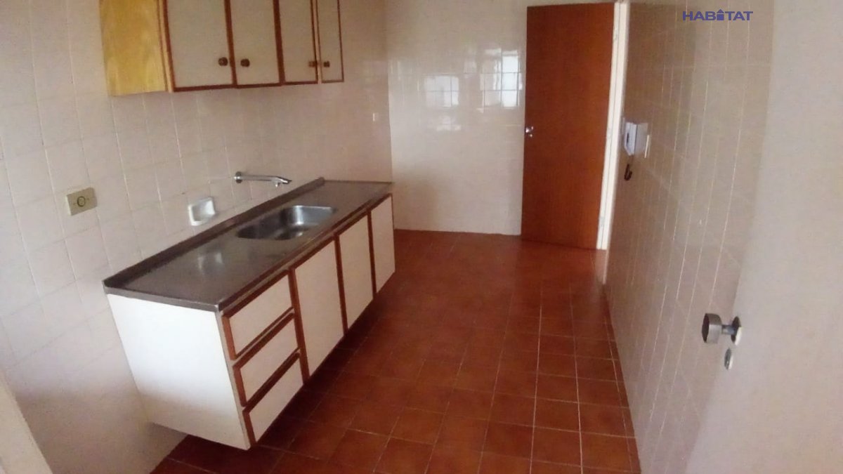 Apartamento à venda com 2 quartos, 70m² - Foto 11