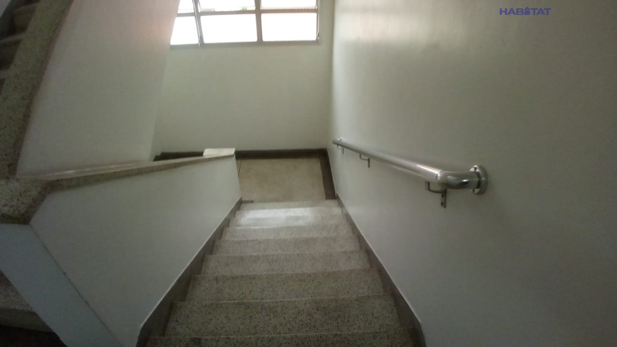 Apartamento à venda com 2 quartos, 70m² - Foto 17