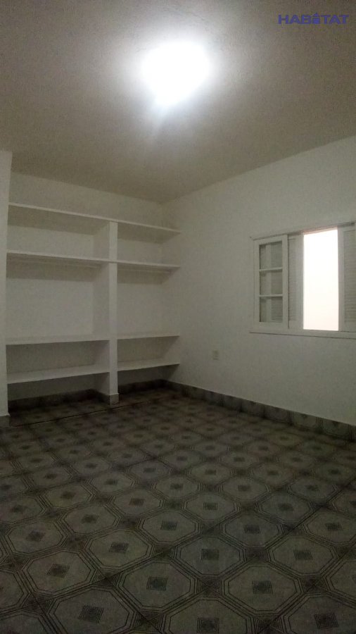 Sobrado à venda com 7 quartos, 300m² - Foto 39