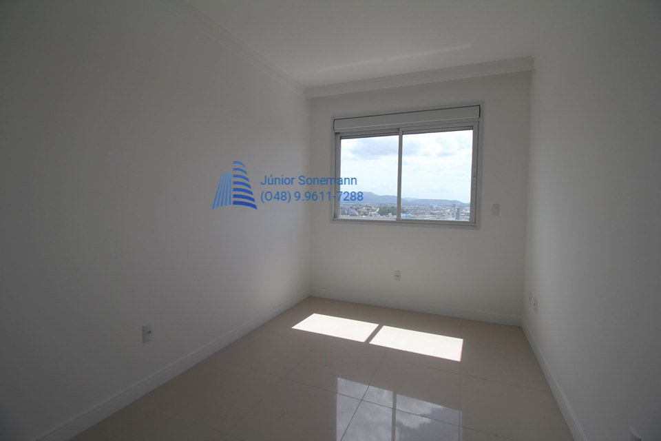 Apartamento à venda com 3 quartos, 180m² - Foto 10