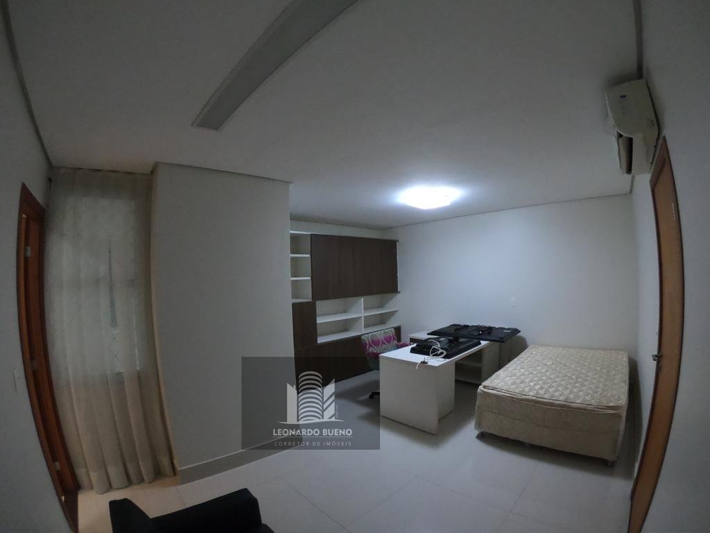 Apartamento para alugar com 4 quartos, 240m² - Foto 6