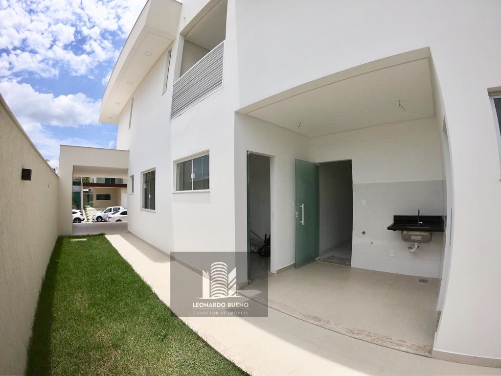 Casa à venda com 4 quartos, 300m² - Foto 8