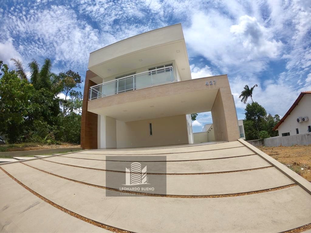 Casa à venda com 4 quartos, 300m² - Foto 10