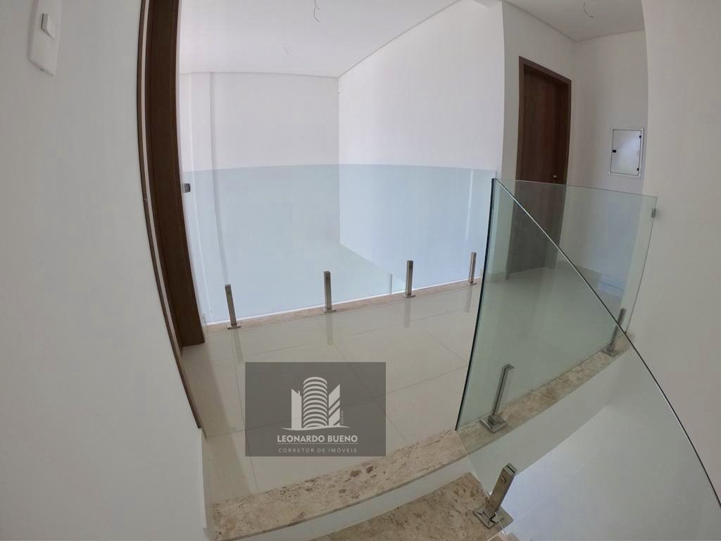 Casa à venda com 4 quartos, 300m² - Foto 19